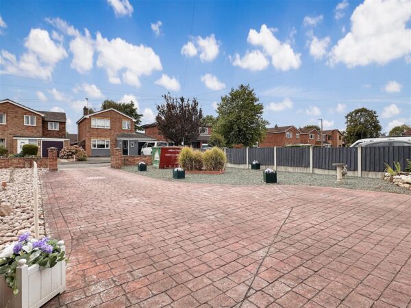 Orchard Way, Balderton, Newark