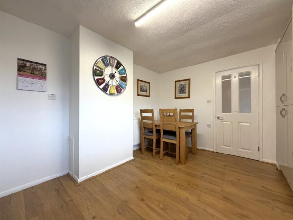 Wolfit Avenue, Balderton, Newark