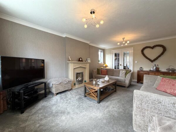 Goldstraw Lane, Fernwood, Newark
