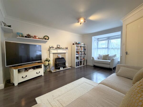 Edgehill Drive, Newark