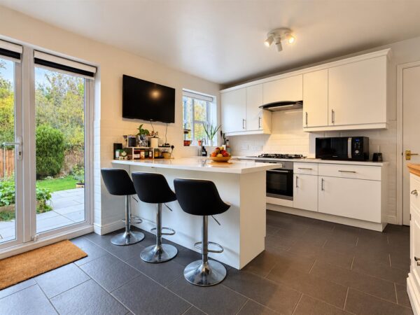 Edgehill Drive, Newark