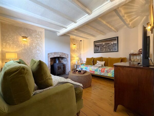 Jasmine Cottage, High Street, Collingham, Newark