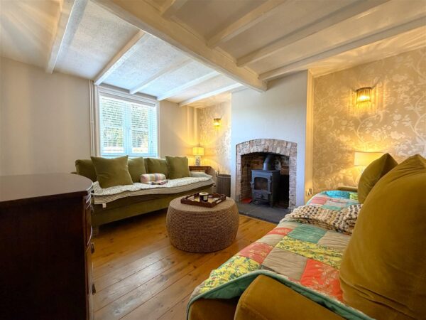 Jasmine Cottage, High Street, Collingham, Newark