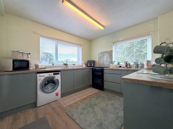 Ryecroft, Welbourn Road, Brant Broughton, Lincoln