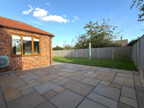 Village Way, Farndon, Newark