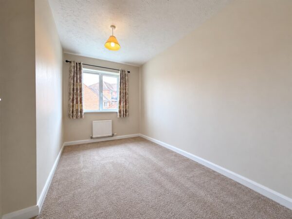 Goldstraw Lane, Fernwood, Newark