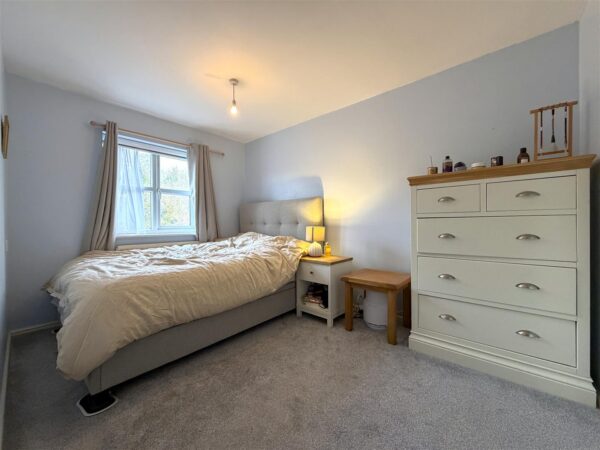 Edgehill Drive, Newark