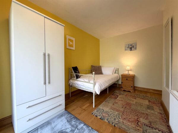 Butterfly Bungalow, Village Close, Farndon, Newark