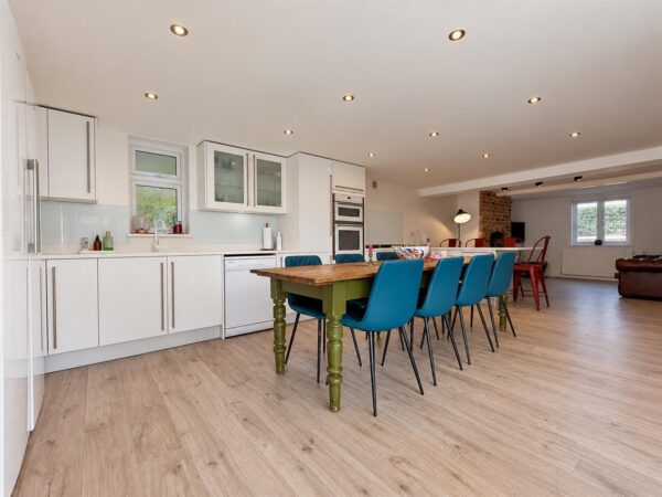 Jasmine Cottage, High Street, Collingham, Newark