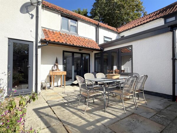 Jasmine Cottage, High Street, Collingham, Newark