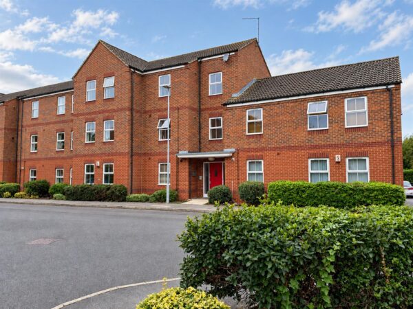 Barrows Gate, Newark