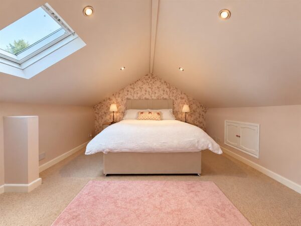 Butterfly Bungalow, Village Close, Farndon, Newark