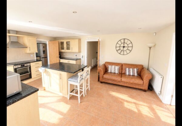 Village Way, Farndon, Newark
