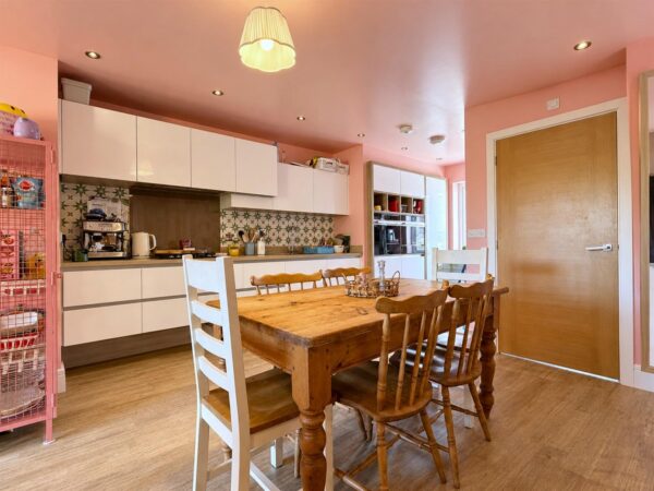 Cardington Way, Middlebeck, Newark