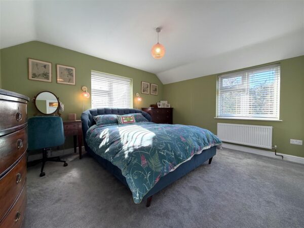 Jasmine Cottage, High Street, Collingham, Newark