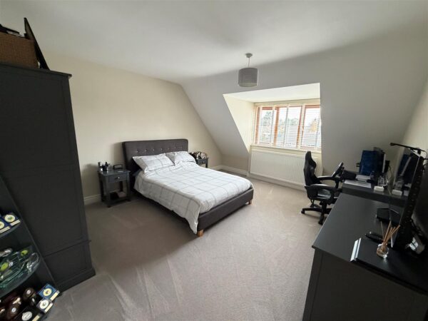 Village Way, Farndon, Newark
