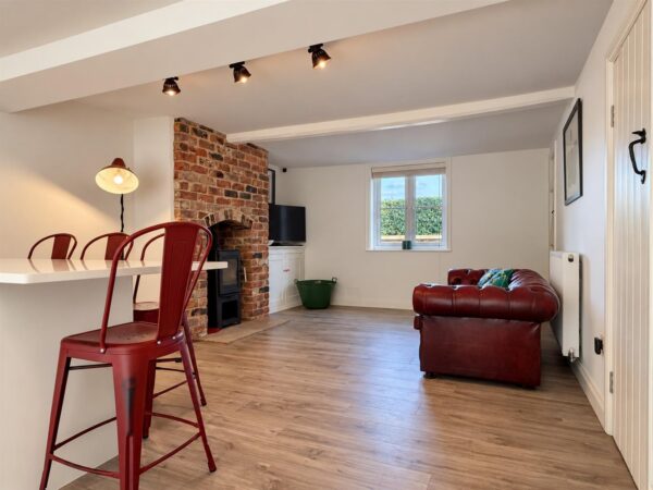 Jasmine Cottage, High Street, Collingham, Newark