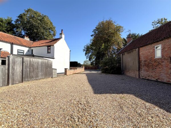 Jasmine Cottage, High Street, Collingham, Newark
