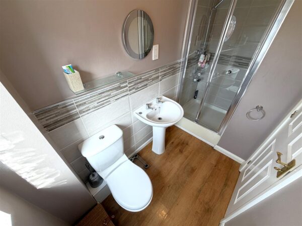 Goldstraw Lane, Fernwood, Newark